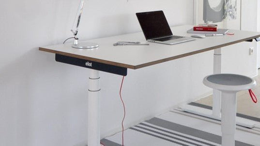 10 Vorteile von höhenverstellbaren Schreibtischen für Arbeitgeber und Arbeitnehmer - Eliot Onlineshop