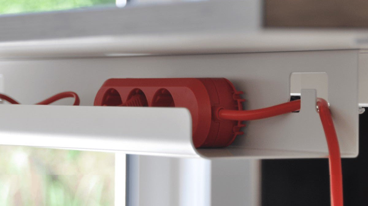 Kabelmanagement am Schreibtisch: Kabel im Büro richtig organisieren - Eliot Onlineshop