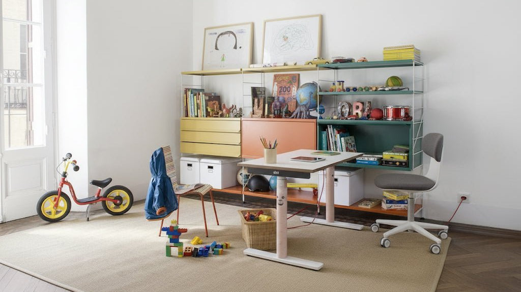 Kinderschreibtisch: Was muss man beachten? - Eliot Onlineshop