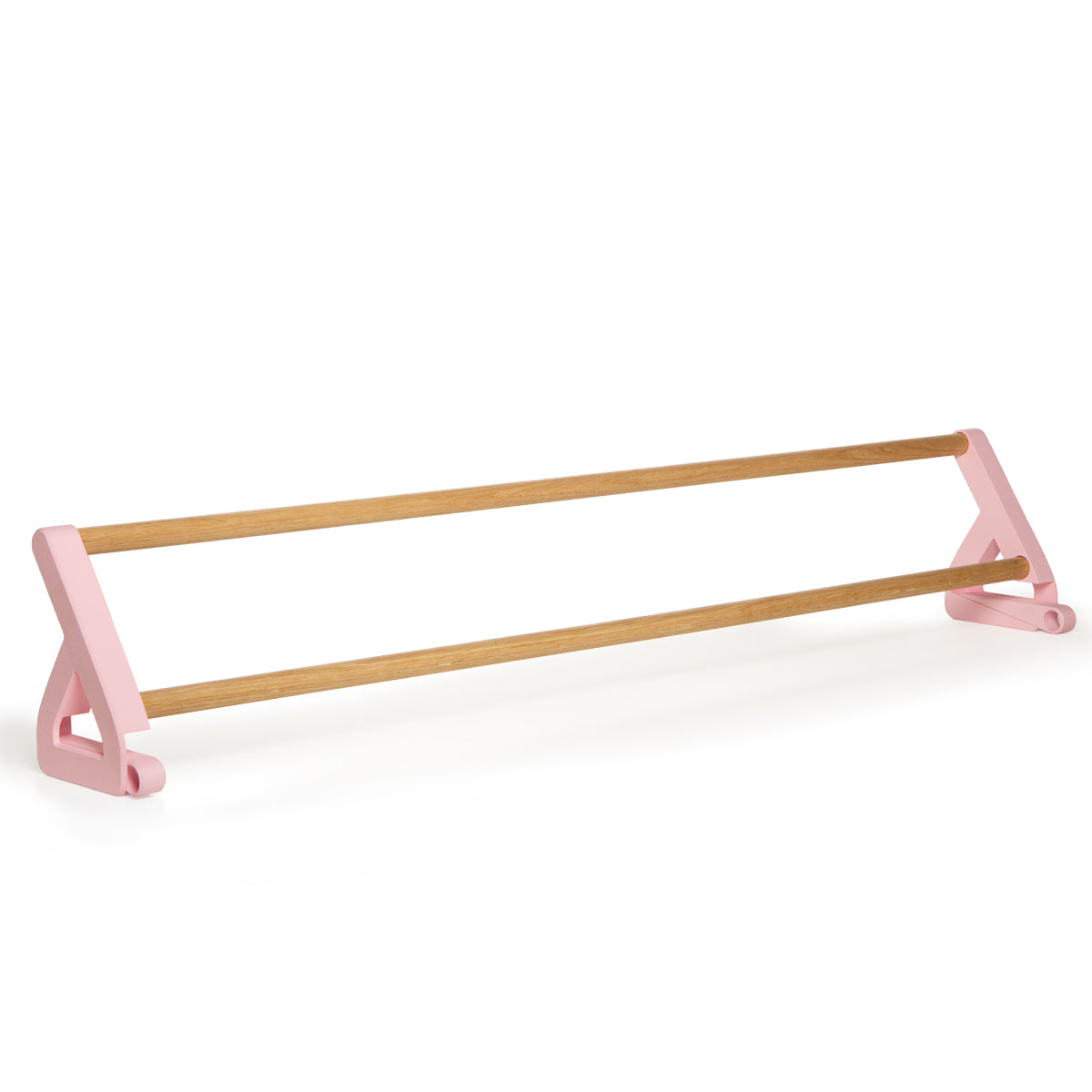 Eine Ballettstange aus Holz mit rosa Stützen an beiden Enden, ideal zum Tanztraining oder für Übungen, wird vor einem weißen Hintergrund präsentiert – perfekt, um Ihre Schreibtischorganisation aufzuwerten und eine ideale Ergänzung zu Ihrem „Tiny Top“-Schreibtischaufsatz in Rosa sowie dem 3D-Druck-Zubehör von Smartfurniture GmbH.