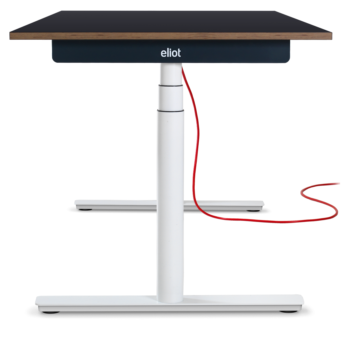 Höhenverstellbarer Schreibtisch Eliot vor weißem Hintergrund mit Fenix Nero Tischplatte